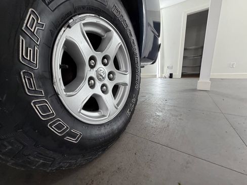 Used 2006 Dodge Dakota SLT w/ Trailer Tow Group image 5