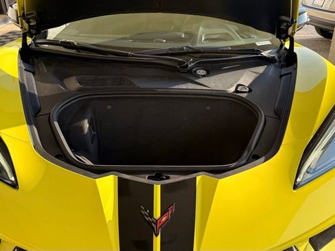 Used 2021 Chevrolet Corvette Stingray Premium Conv w/ Z51 Performance Package RWD image 49