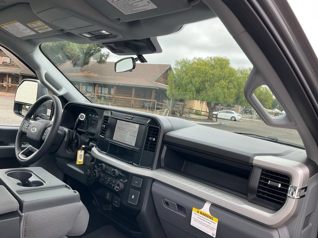 New 2025 Ford F350 XL w/ STX Appearance Package AWD/4WD image 29