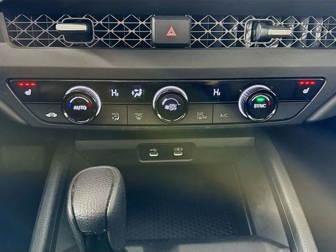 Certified 2023 Honda Accord EX image 12