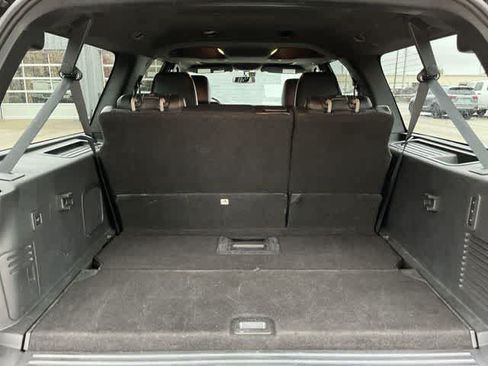 Used 2017 Ford Expedition EL Platinum AWD/4WD image 31