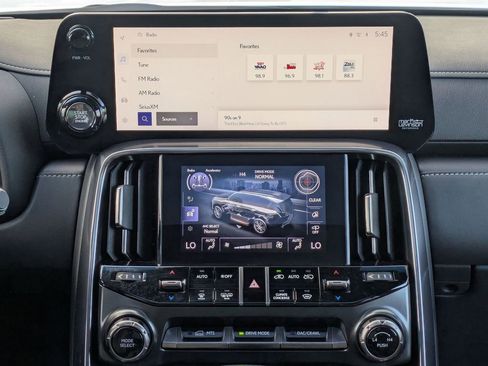 Used 2023 Lexus LX 600 F Sport w/ Accessory Package (Z1) image 19