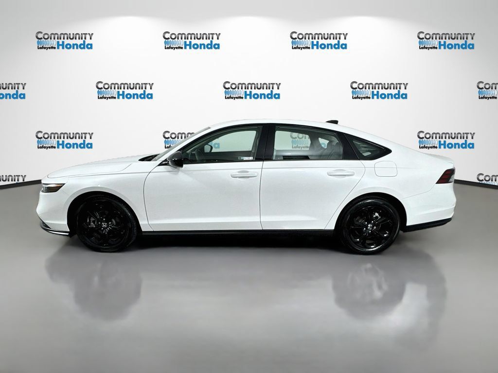 Used 2025 Honda Accord SE image 8