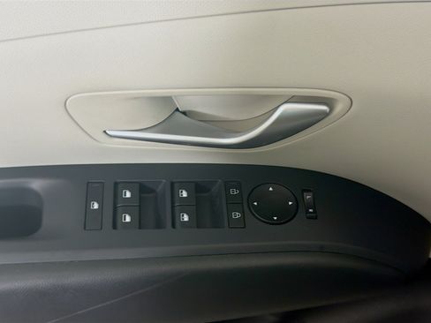 Used 2026 Hyundai Tucson SEL FWD image 15