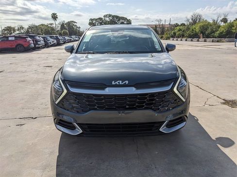 Certified 2023 Kia Sportage EX image 4