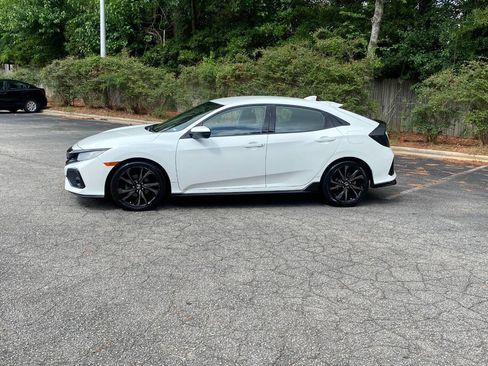 Used 2017 Honda Civic Sport image 9