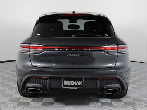 Used 2025 Porsche Macan image 6