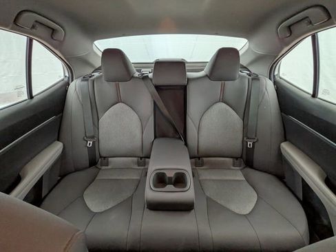 Used 2020 Toyota Camry LE w/ Carpet Mat Package FWD image 17
