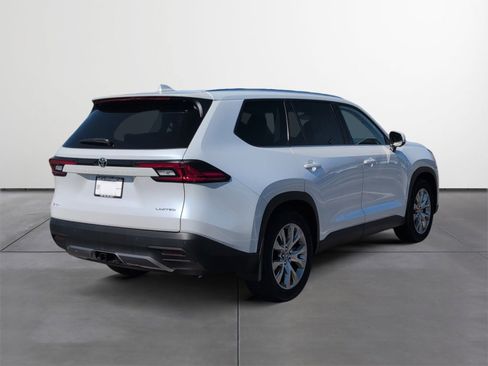 New 2026 Toyota Grand Highlander Limited image 5