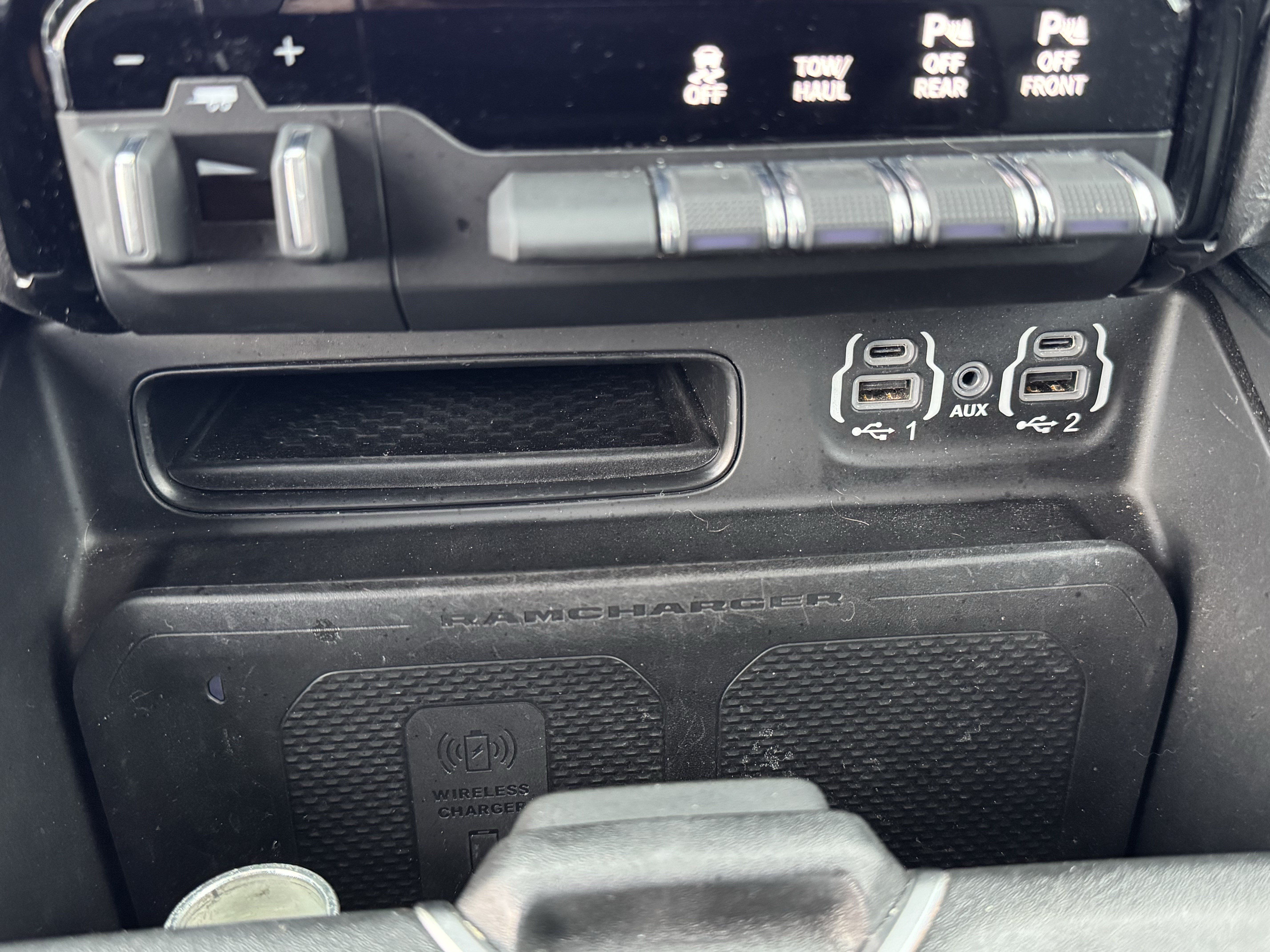 Used 2023 RAM 1500 Laramie RWD image 30