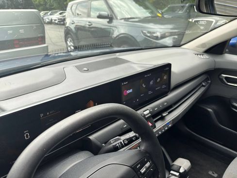 Used 2025 Kia K4 FWD image 14