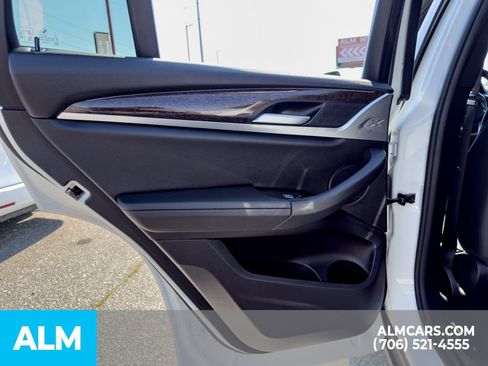 Used 2025 BMW X4 xDrive30i AWD/4WD image 12