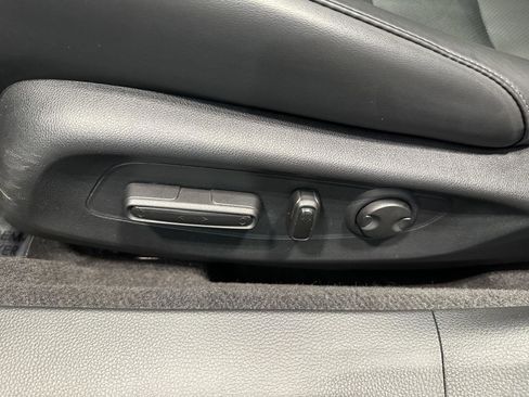 Certified 2025 Honda Accord EX-L image 17