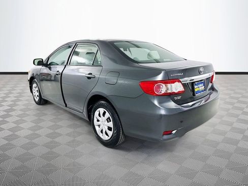 Used 2011 Toyota Corolla image 5