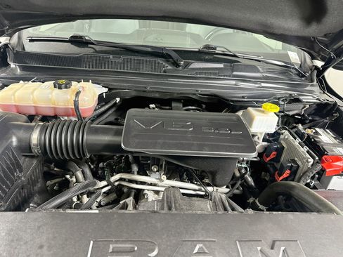 Used 2022 RAM 1500 Big Horn AWD/4WD image 32
