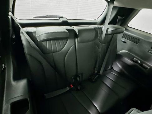 Used 2023 Hyundai Palisade Limited image 36