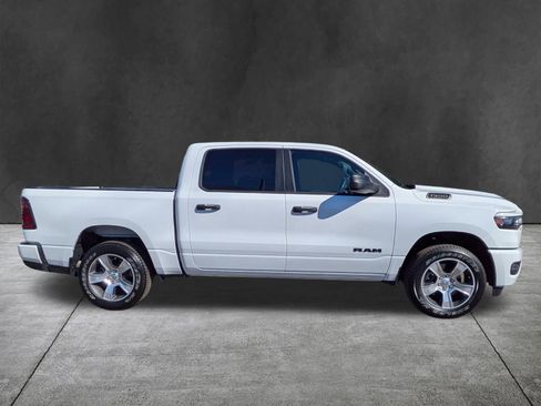 New 2026 RAM 1500 Express RWD image 3