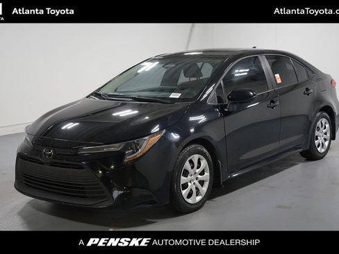 Used 2025 Toyota Corolla LE FWD image 1