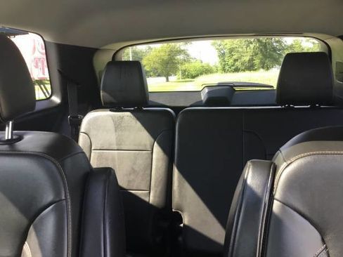 Used 2019 Chevrolet Traverse RS w/ LPO, Floor Liner Package image 10
