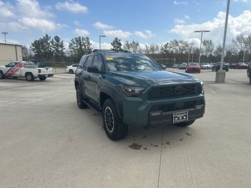 Used 2026 Toyota 4Runner TRD Off-Road Premium w/ Tow Technology Package image 3