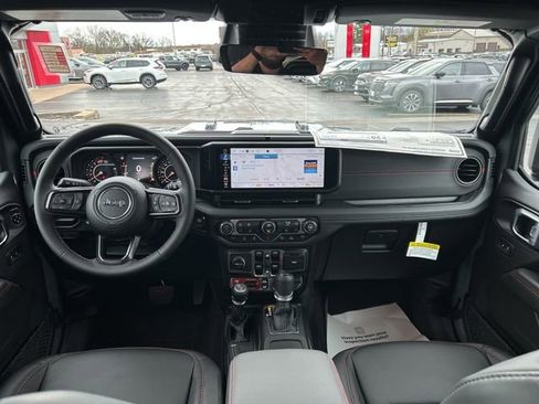 New 2026 Jeep Wrangler Unlimited Rubicon AWD/4WD image 23