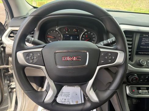 Used 2023 GMC Acadia SLE w/ Driver Convenience Package AWD/4WD image 14