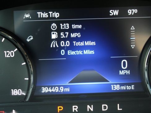 Used 2022 Ford Escape SE w/ SE Sport Appearance Package FWD image 8