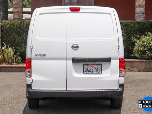 Used 2020 Nissan NV200 S image 7