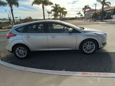 Used 2015 Ford Focus SE image 6