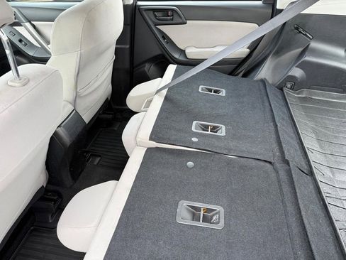 Used 2014 Subaru Forester 2.5i image 15