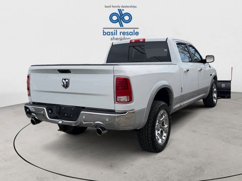 Used 2017 RAM 1500 Laramie w/ Convenience Group image 7