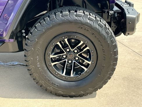 Used 2026 Jeep Wrangler Unlimited Rubicon AWD/4WD image 10