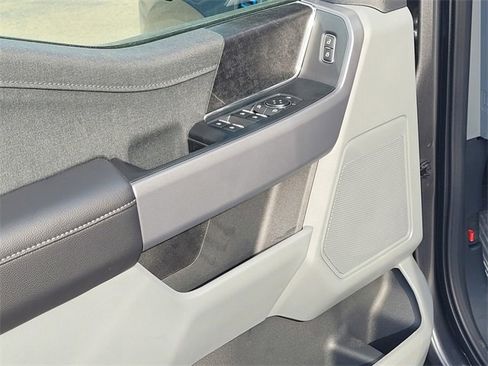 New 2025 Ford F150 Lightning XLT image 8