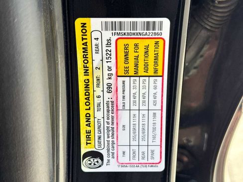 Used 2022 Ford Explorer XLT w/ Equipment Group 202A AWD/4WD image 36