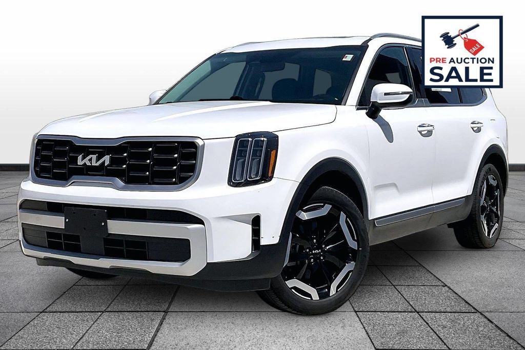 Used 2025 Kia Telluride S AWD/4WD image 1