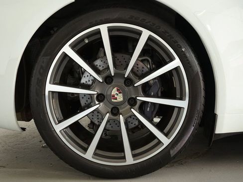 Used 2014 Porsche 911 Carrera RWD image 26