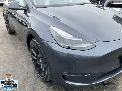 Used 2022 Tesla Model Y Long Range AWD/4WD image 71
