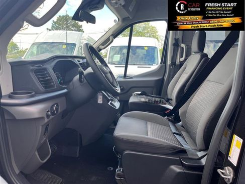 Used 2024 Ford Transit 350 XLT RWD image 10