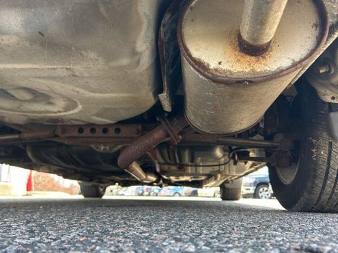 Used 2001 Toyota Camry LE FWD image 23