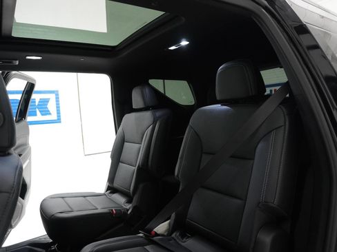 New 2026 Chevrolet Traverse LT w/ Sun and Wheel Package image 37