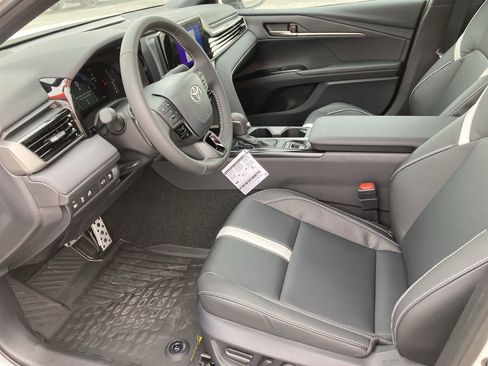 Certified 2026 Toyota Camry SE image 16