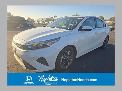 Used 2024 Kia Forte LXS FWD image 1