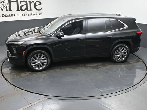 Used 2025 Buick Enclave Preferred w/ Power Package AWD/4WD image 59