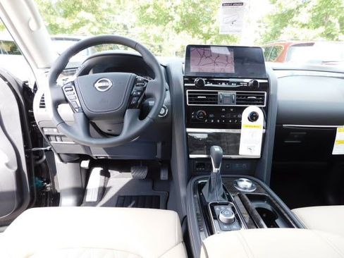 Used 2022 Nissan Armada Platinum w/ Captain's Chairs Package AWD/4WD image 12