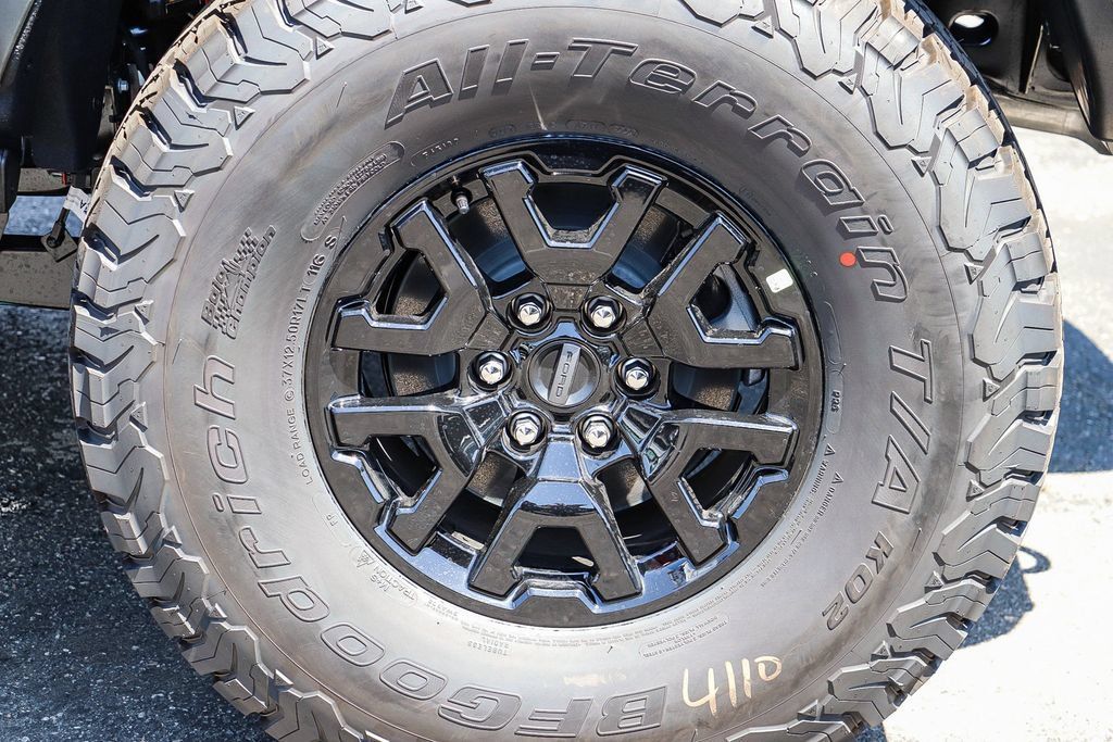 New 2026 Ford Bronco Raptor AWD/4WD image 14