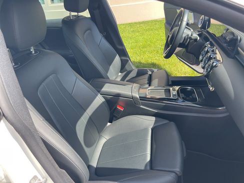 Used 2025 Mercedes-Benz CLA 250 4MATIC image 29