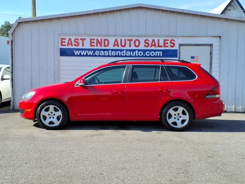 Used 2013 Volkswagen Jetta TDI FWD image 2