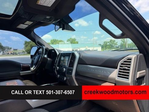 Used 2017 Ford F250 King Ranch w/ King Ranch Ultimate Package AWD/4WD image 10