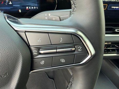 New 2026 Chevrolet Equinox LT w/ Convenience Package II FWD image 9