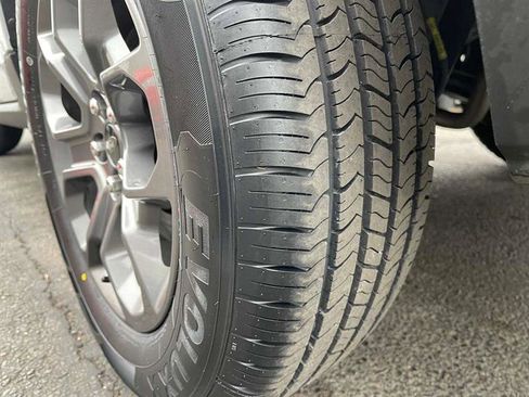 Used 2022 Ford Maverick XLT image 89